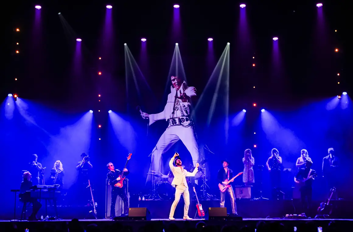 Bouke Rocks Elvis
